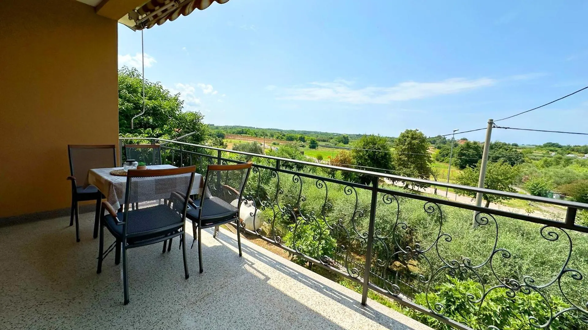 Apartment Ana Brtonigla